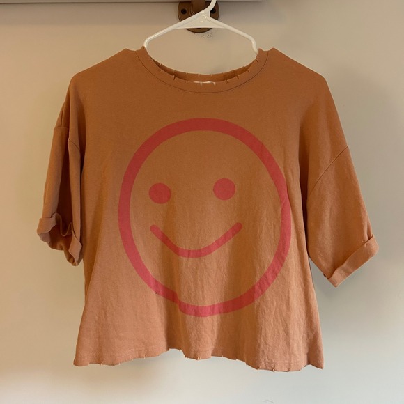 Storia Tops - Storia burnt orange smiley‎ face distressed 100% cotton top small